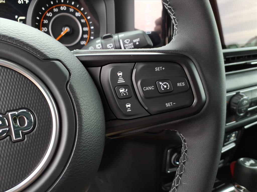 new 2026 Jeep Wrangler car, priced at $46,648