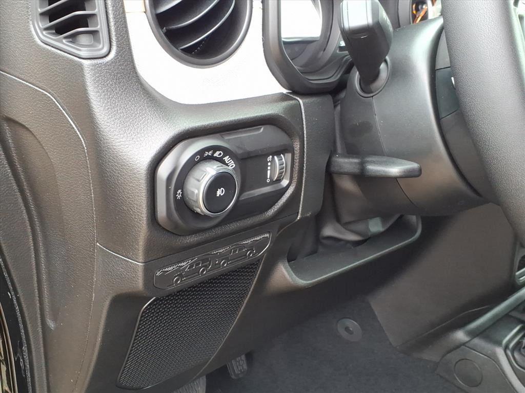 new 2026 Jeep Wrangler car, priced at $46,648