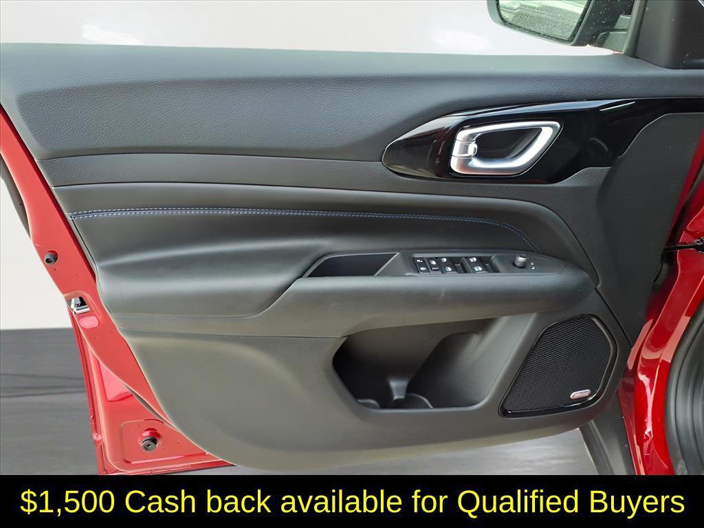 new 2025 Jeep Compass car, priced at $33,275