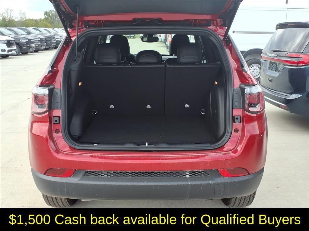 new 2025 Jeep Compass car, priced at $33,275