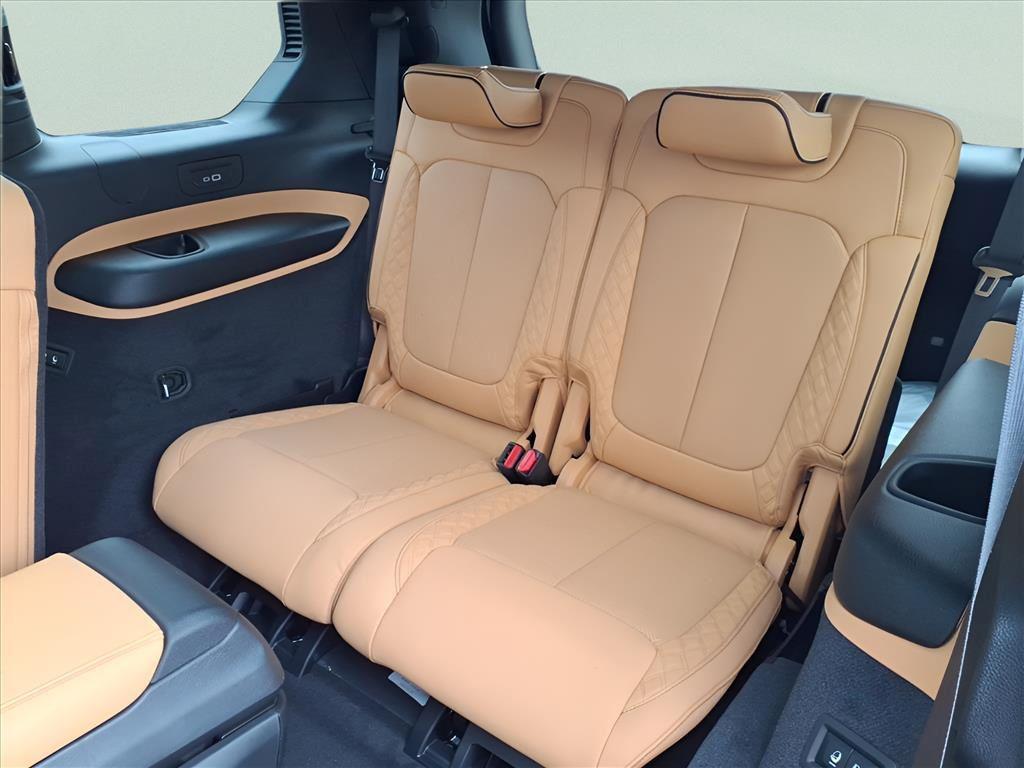 new 2025 Jeep Grand Cherokee L car, priced at $59,364