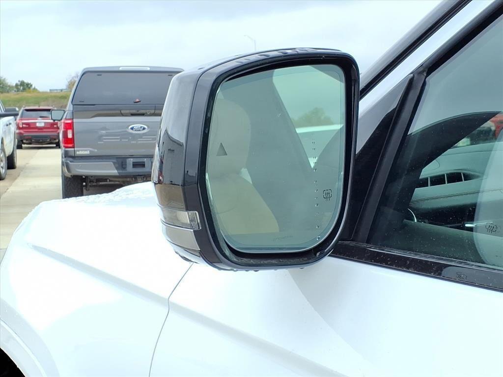 new 2025 Jeep Grand Cherokee L car, priced at $59,364