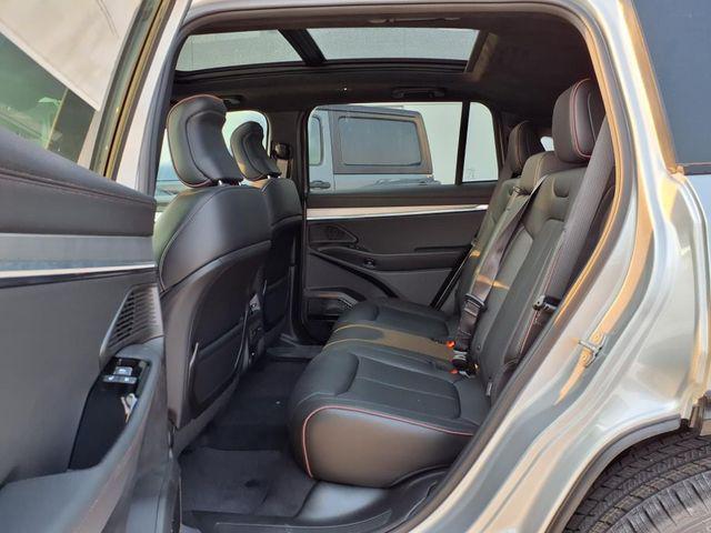 new 2025 Jeep Wagoneer S car, priced at $49,037