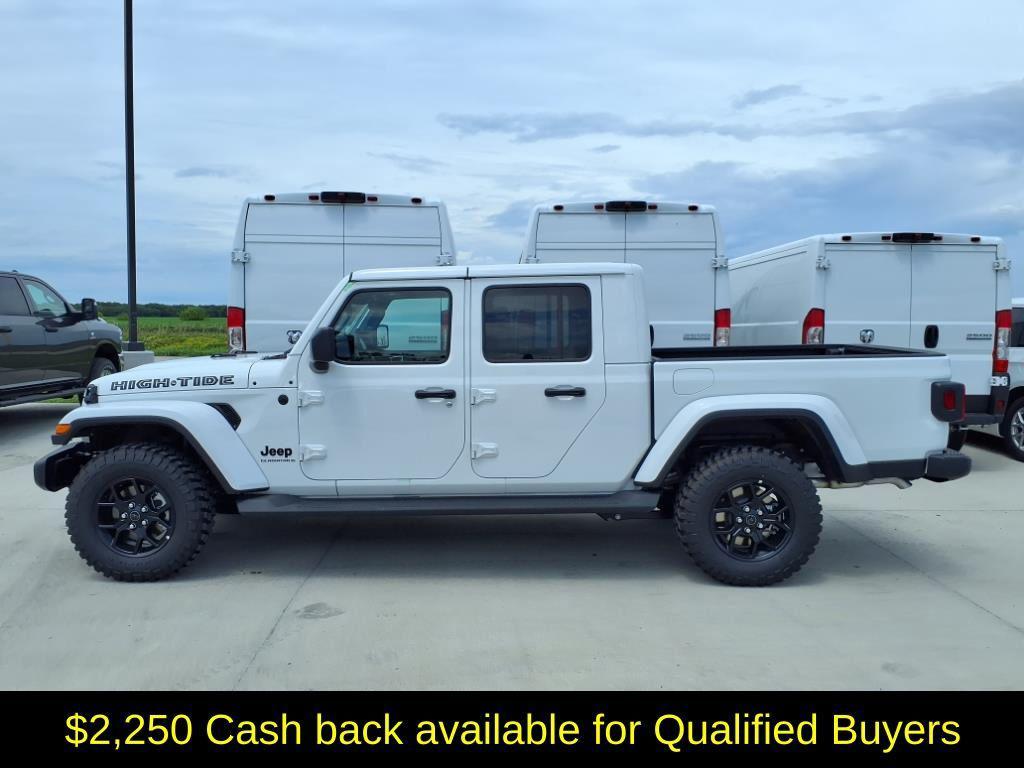 new 2025 Jeep Gladiator car, priced at $39,924
