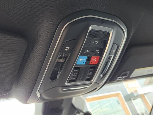 new 2025 Jeep Grand Cherokee L car, priced at $38,577