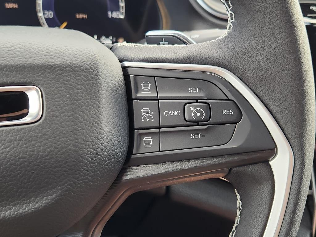 new 2025 Jeep Grand Cherokee L car, priced at $45,720