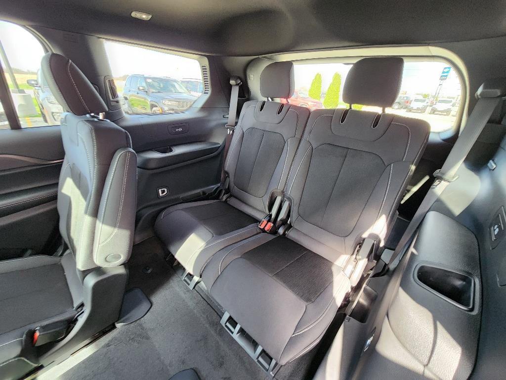 new 2025 Jeep Grand Cherokee L car, priced at $45,720