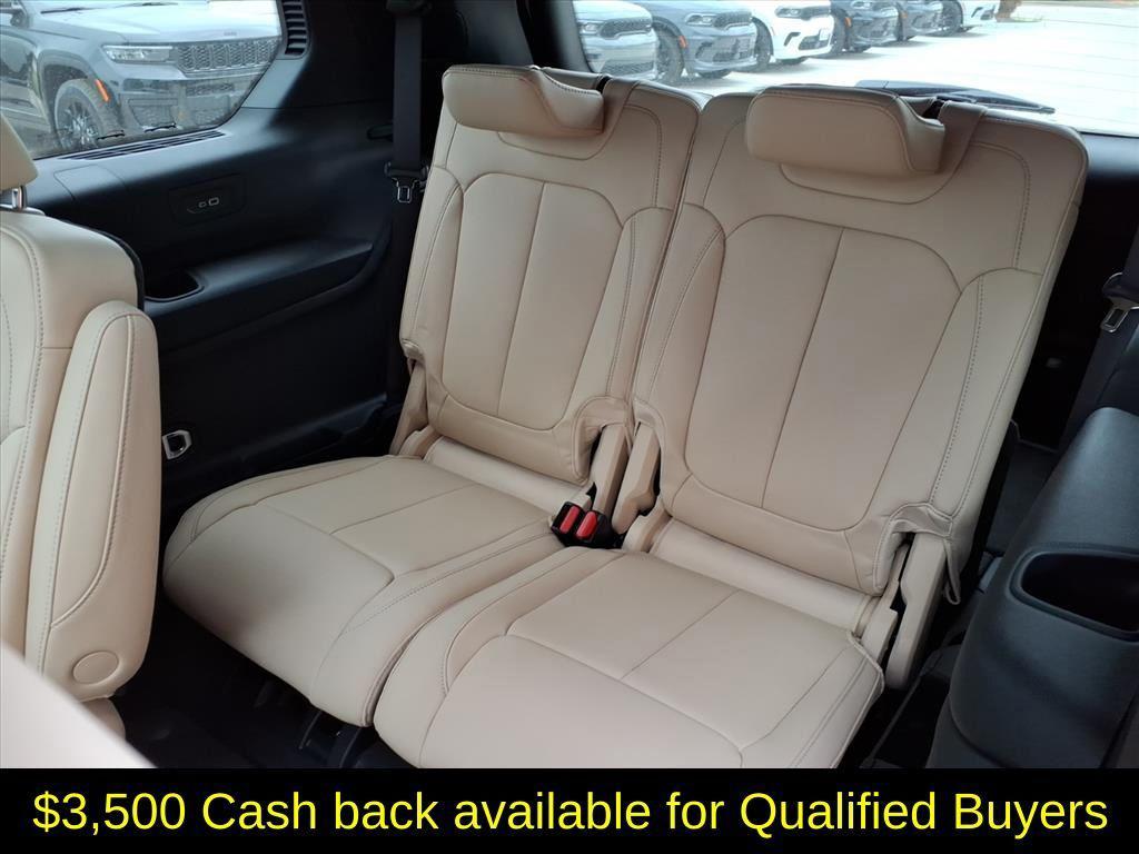 new 2025 Jeep Grand Cherokee L car, priced at $45,509
