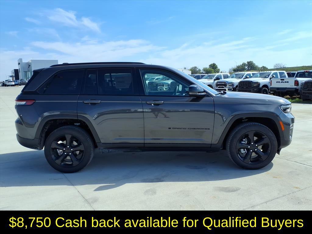 new 2025 Jeep Grand Cherokee car, priced at $37,232