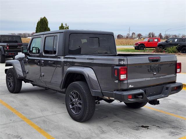 new 2024 Jeep Gladiator car, priced at $46,130