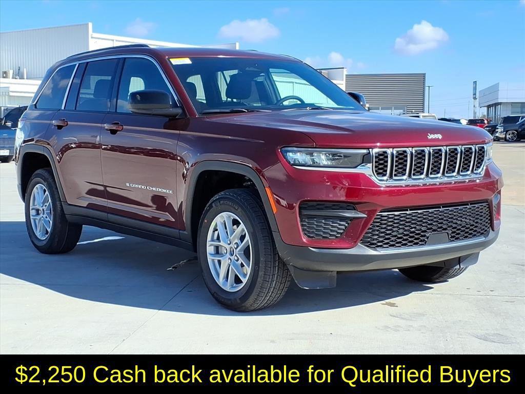 new 2025 Jeep Grand Cherokee car, priced at $37,999