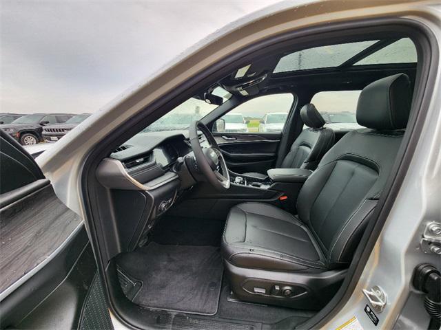 new 2025 Jeep Grand Cherokee L car, priced at $45,549