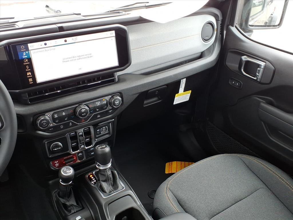 new 2026 Jeep Wrangler car, priced at $51,620