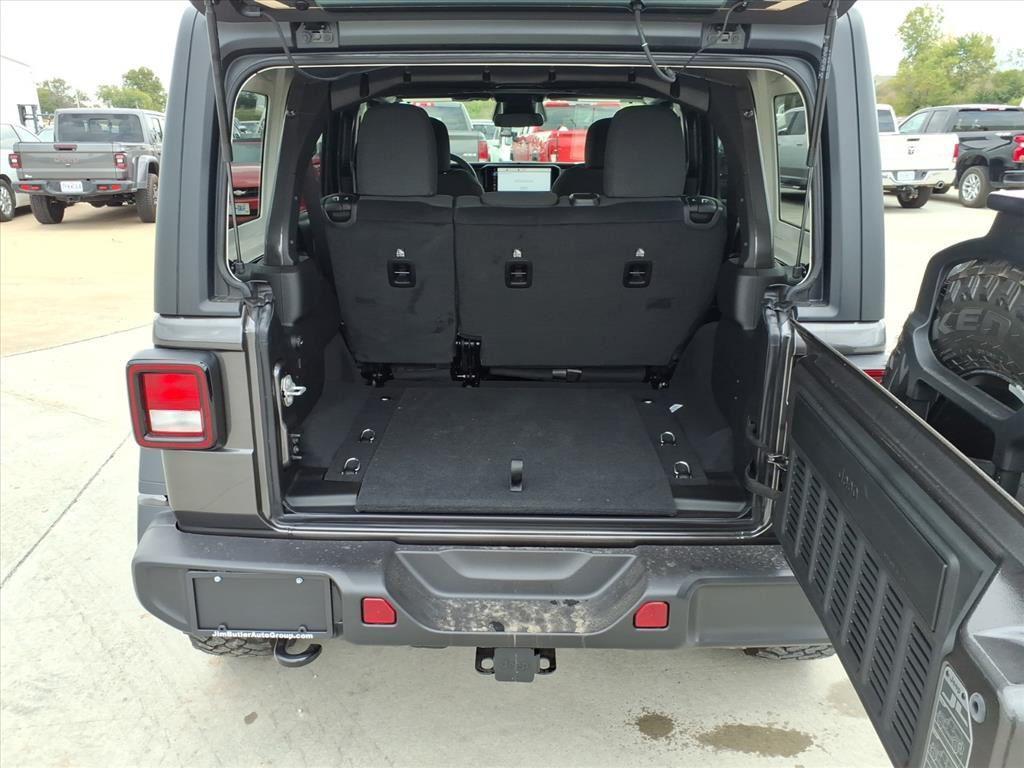 new 2026 Jeep Wrangler car, priced at $51,620