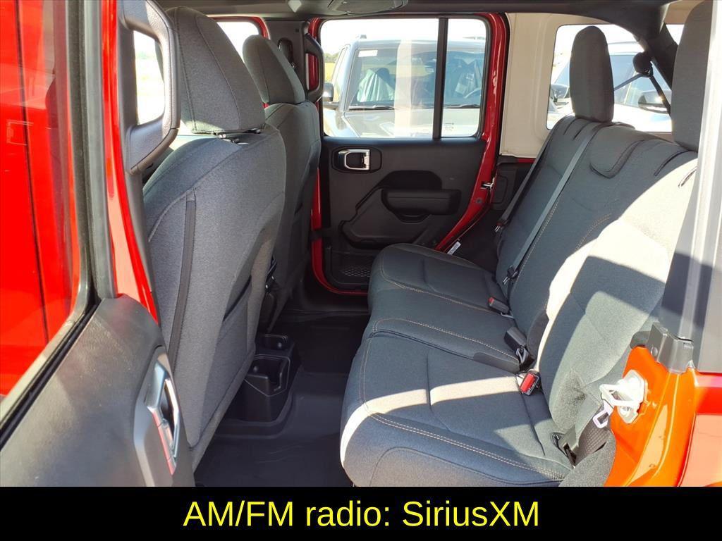 new 2025 Jeep Wrangler car, priced at $41,034