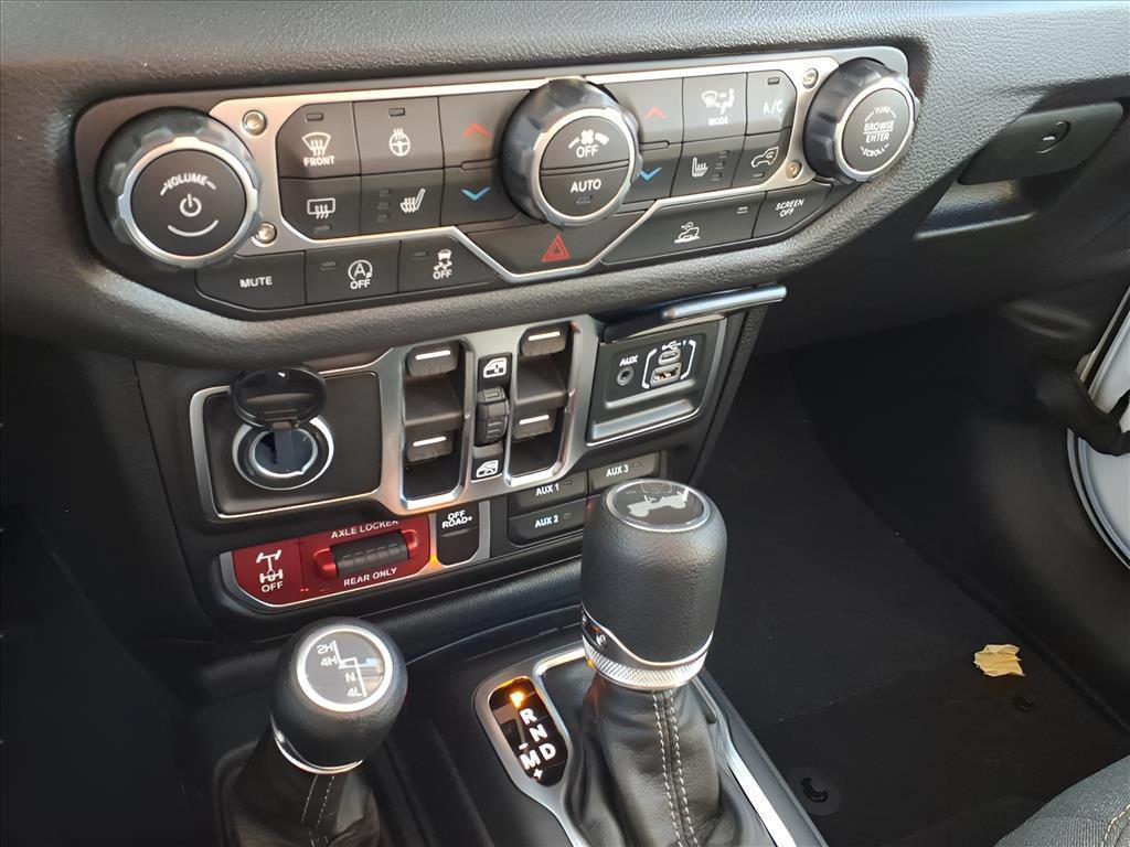 new 2026 Jeep Wrangler car, priced at $46,166