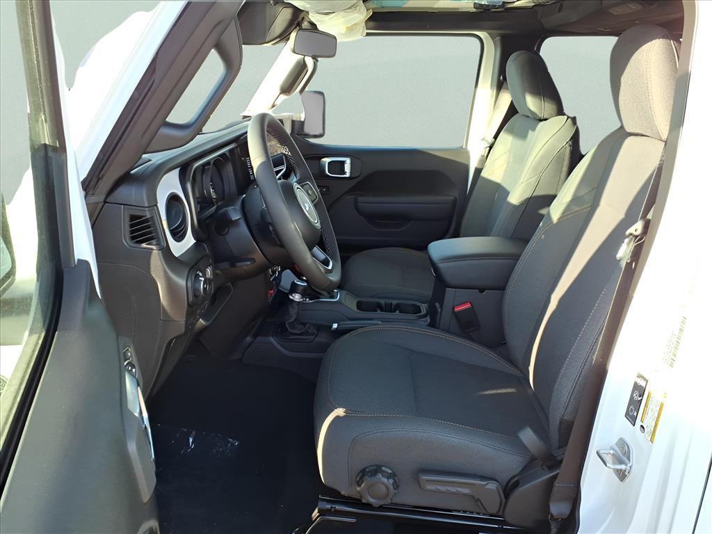 new 2026 Jeep Wrangler car, priced at $46,166