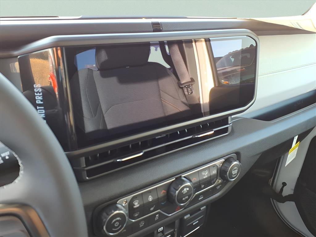 new 2026 Jeep Wrangler car, priced at $46,166