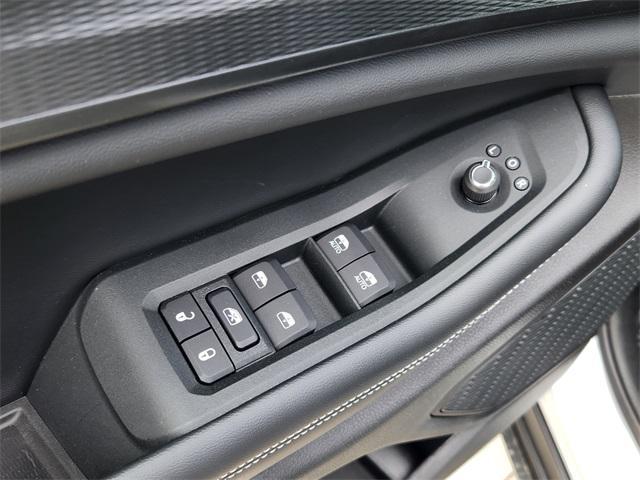 new 2025 Jeep Grand Cherokee car, priced at $39,472