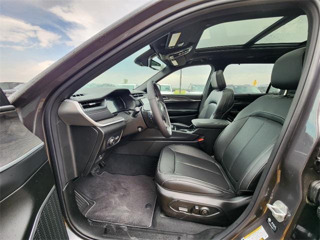 new 2025 Jeep Grand Cherokee L car, priced at $51,047