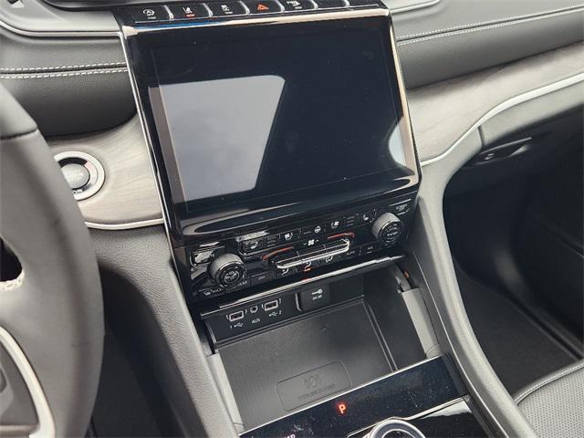 new 2025 Jeep Grand Cherokee L car, priced at $51,047