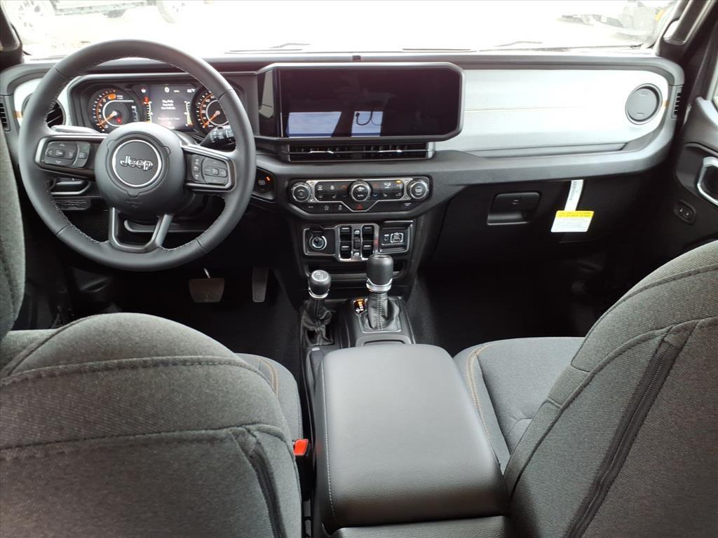 new 2025 Jeep Wrangler car, priced at $40,969
