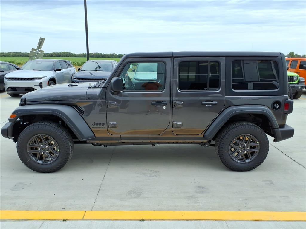 new 2025 Jeep Wrangler car, priced at $40,969