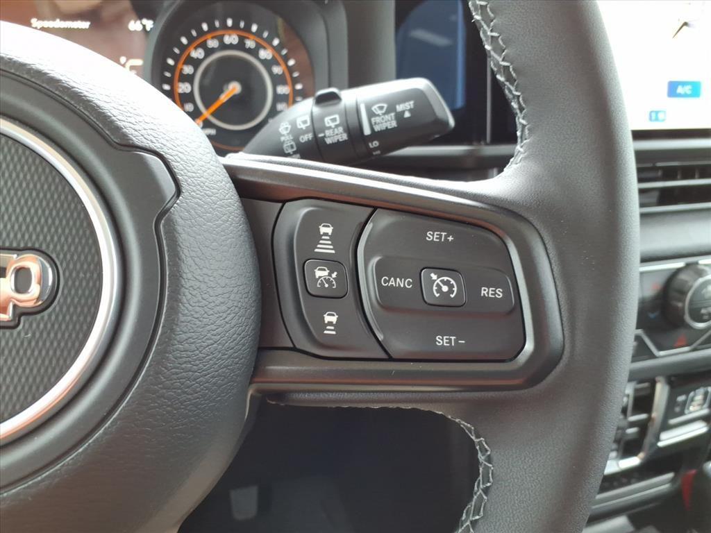 new 2025 Jeep Wrangler car, priced at $40,969