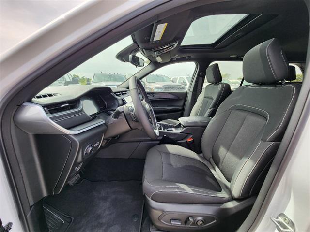 new 2024 Jeep Grand Cherokee car, priced at $48,113