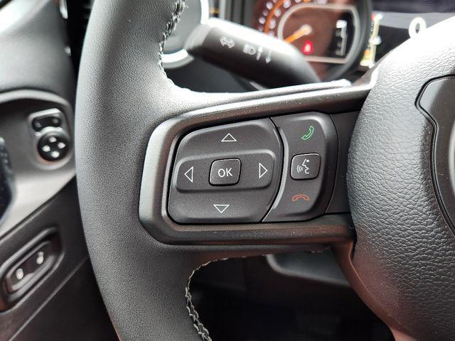 new 2025 Jeep Gladiator car, priced at $40,459