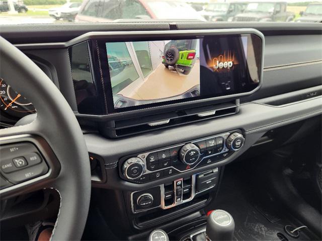 new 2025 Jeep Gladiator car, priced at $42,050