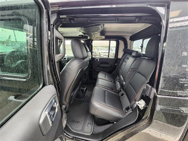 new 2025 Jeep Gladiator car, priced at $42,050