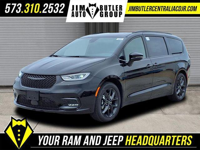 new 2025 Chrysler Pacifica car, priced at $48,172