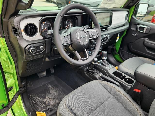 new 2025 Jeep Wrangler car, priced at $41,682