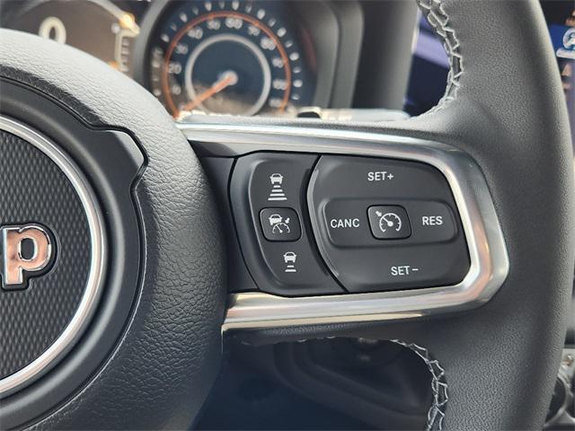 new 2025 Jeep Wrangler car, priced at $51,643