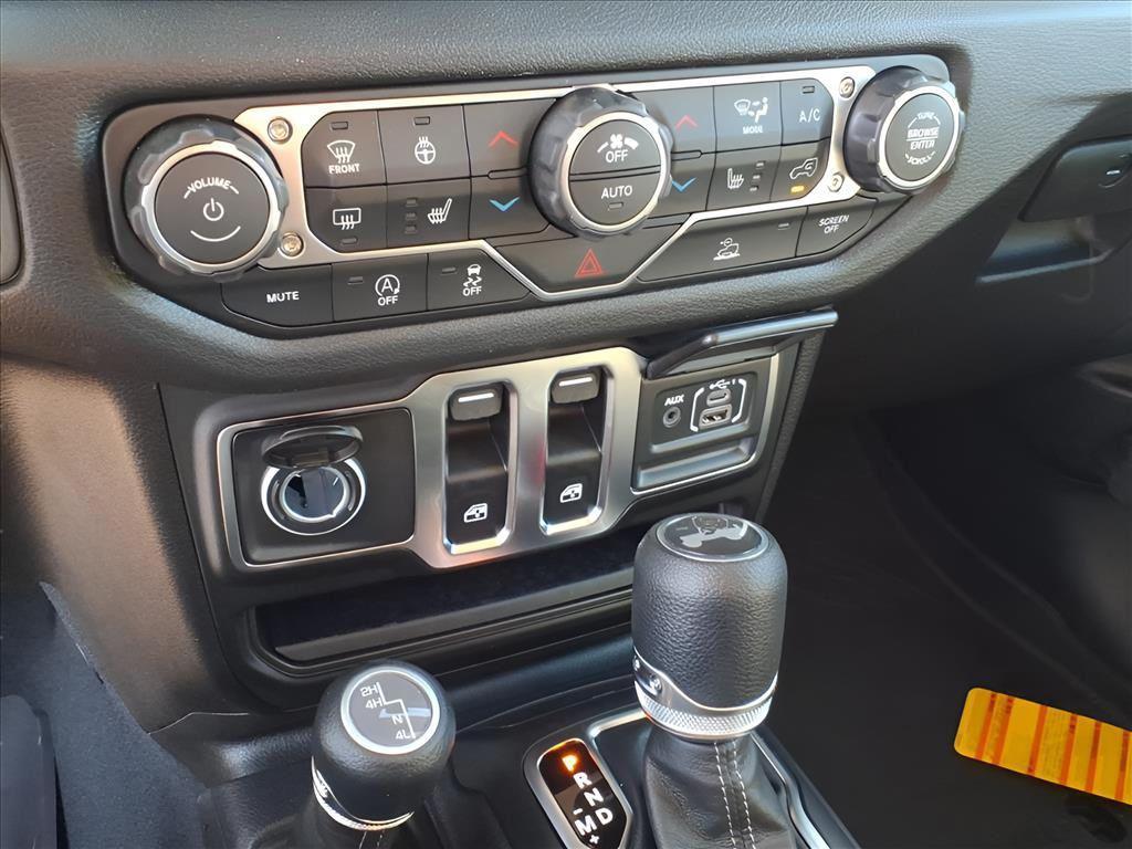 new 2026 Jeep Wrangler car, priced at $40,218