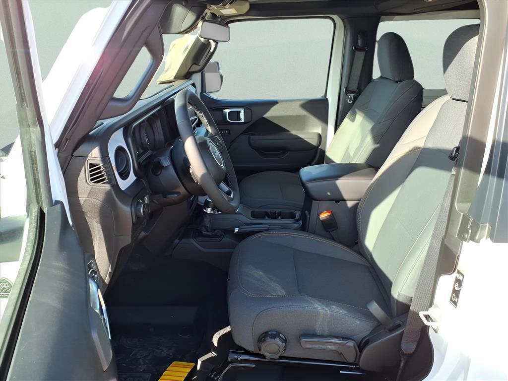 new 2026 Jeep Wrangler car, priced at $40,218