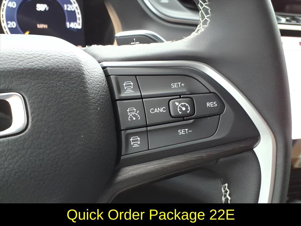 new 2025 Jeep Grand Cherokee car, priced at $42,732