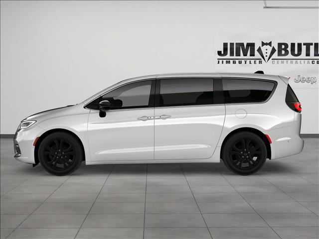 new 2026 Chrysler Pacifica car, priced at $44,172