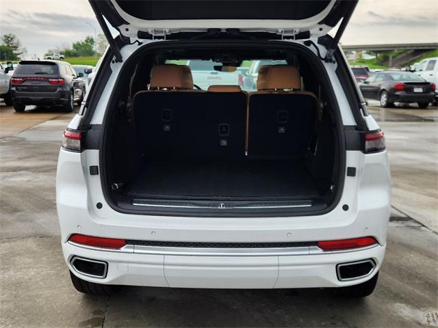 new 2025 Jeep Grand Cherokee car, priced at $55,988