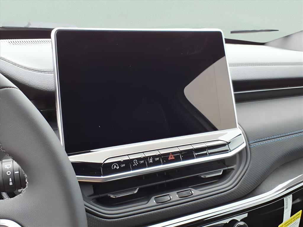 new 2026 Jeep Compass car, priced at $32,581