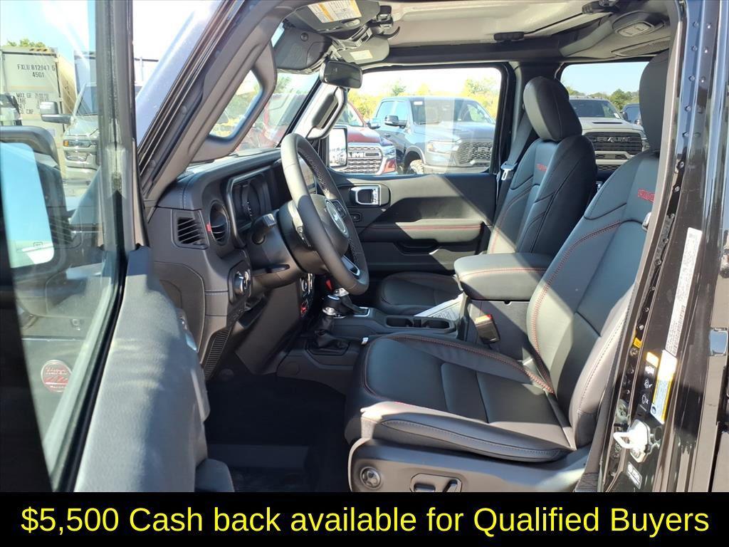 new 2025 Jeep Gladiator car, priced at $47,005