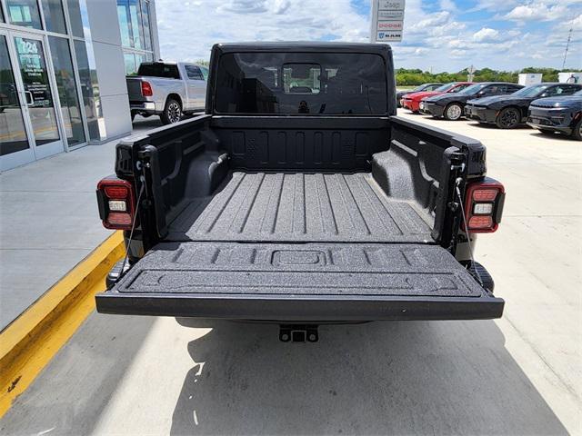 new 2025 Jeep Gladiator car, priced at $52,951