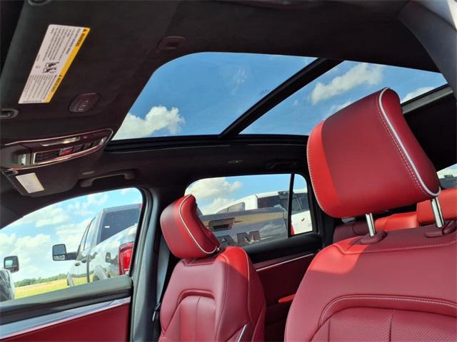 new 2025 Jeep Wagoneer S car, priced at $57,577
