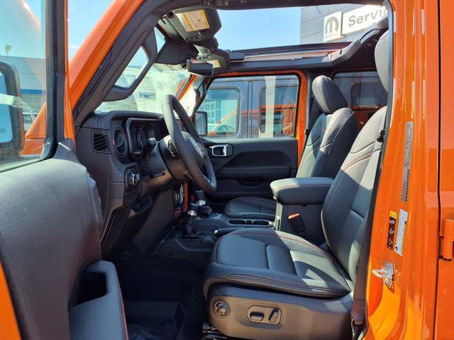 new 2025 Jeep Wrangler car, priced at $57,162