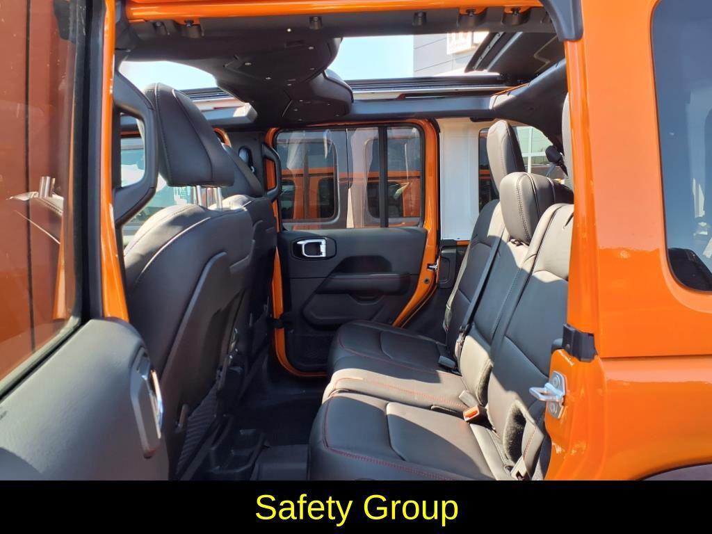 new 2025 Jeep Wrangler car, priced at $55,662