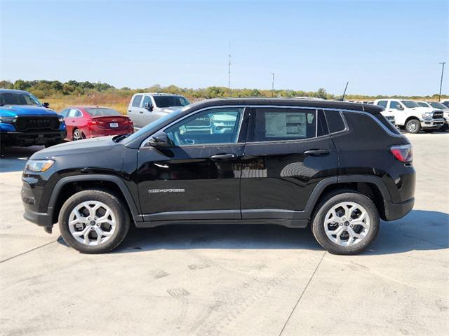 new 2025 Jeep Compass car, priced at $25,321