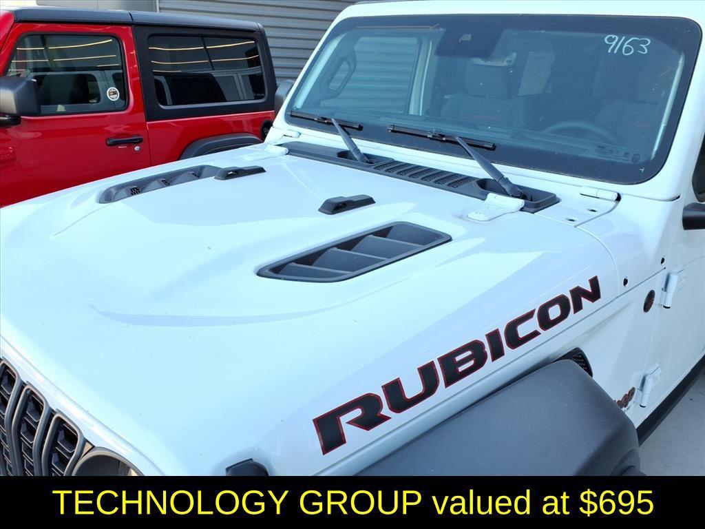 new 2025 Jeep Wrangler car, priced at $53,672