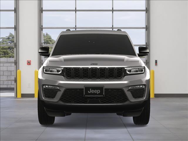 new 2025 Jeep Grand Cherokee car, priced at $45,777