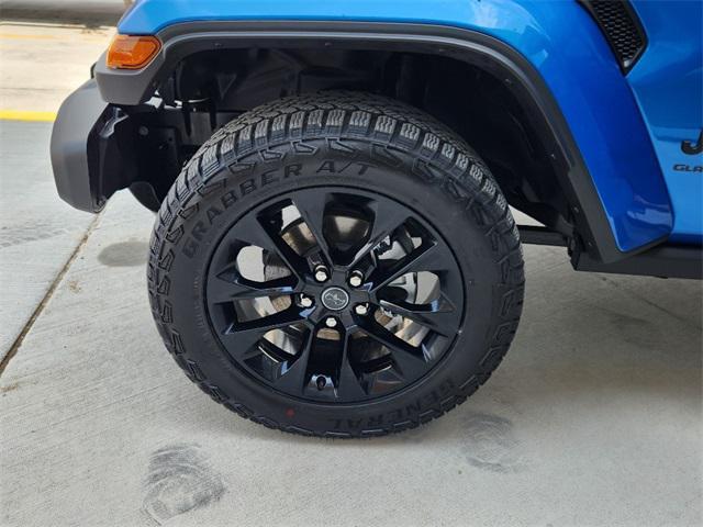 new 2025 Jeep Gladiator car, priced at $38,023